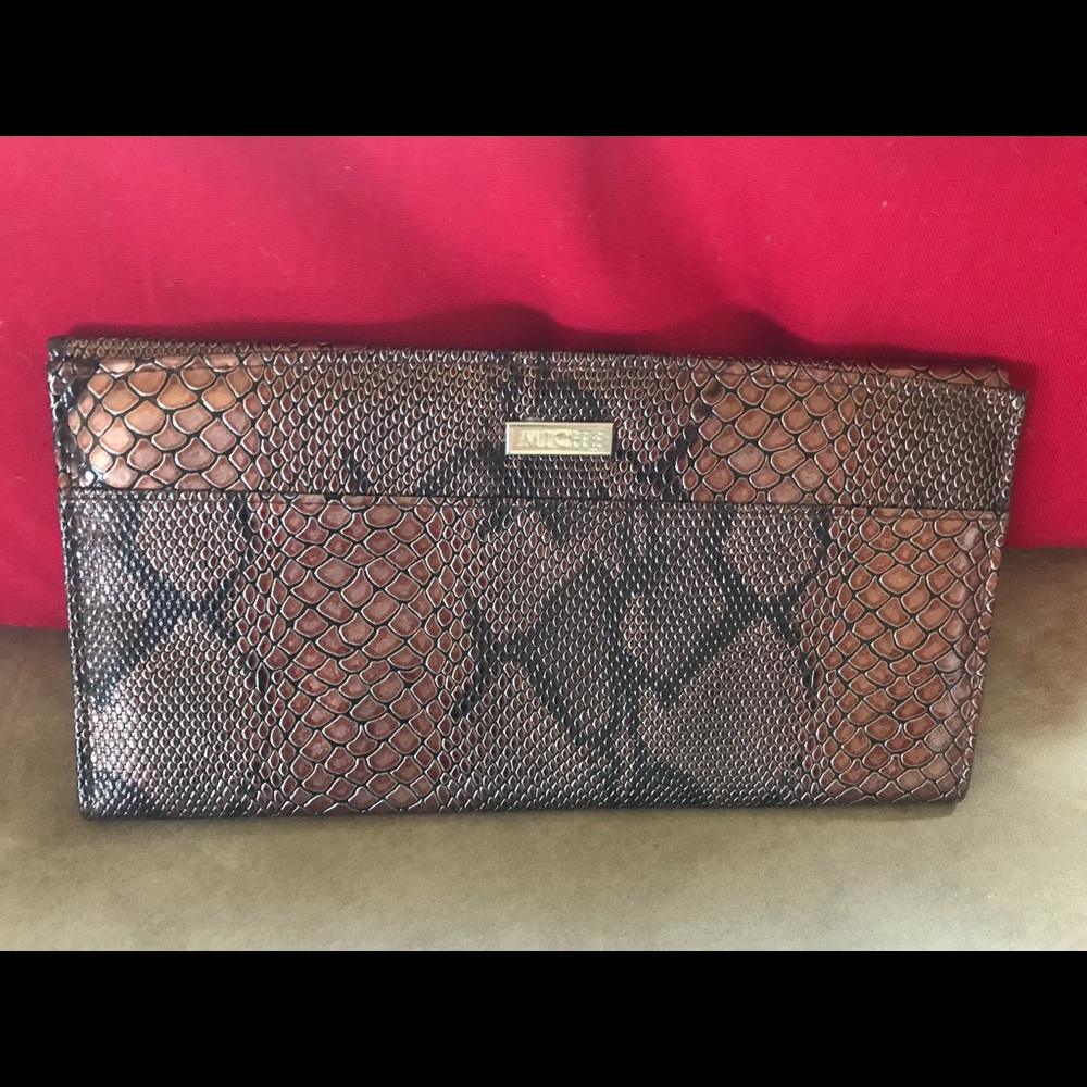 Miche Jen reptile cover